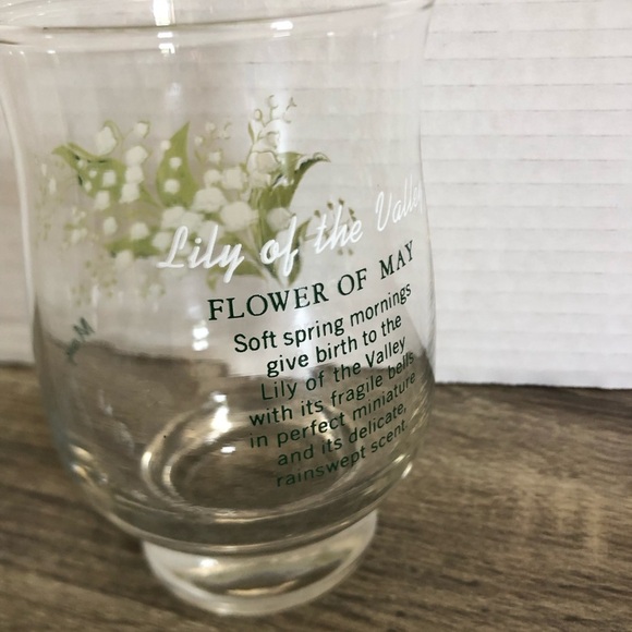 Vtg Dominion Glass May Flower of the Month Tumbler - Picture 4 of 9